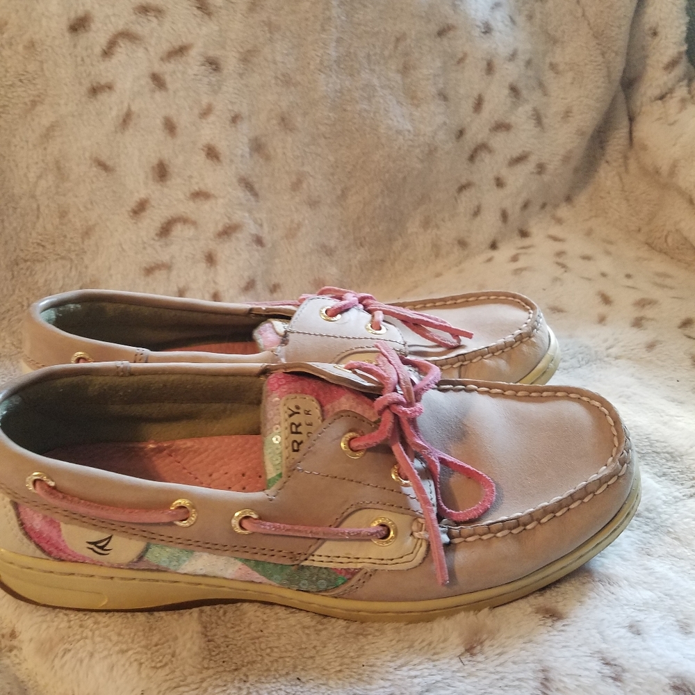 Sperry Top Sider size 8 M